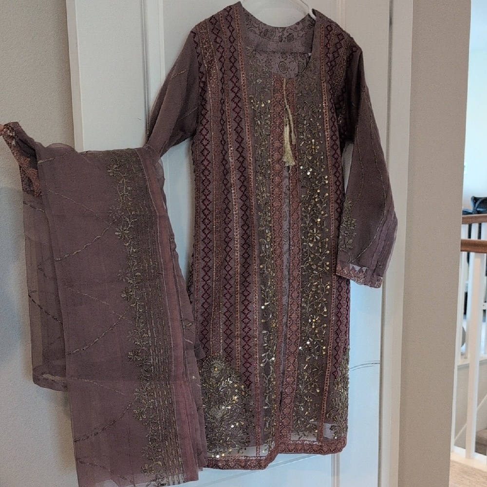 Embroidered Long Sleeve Dress with Scarf